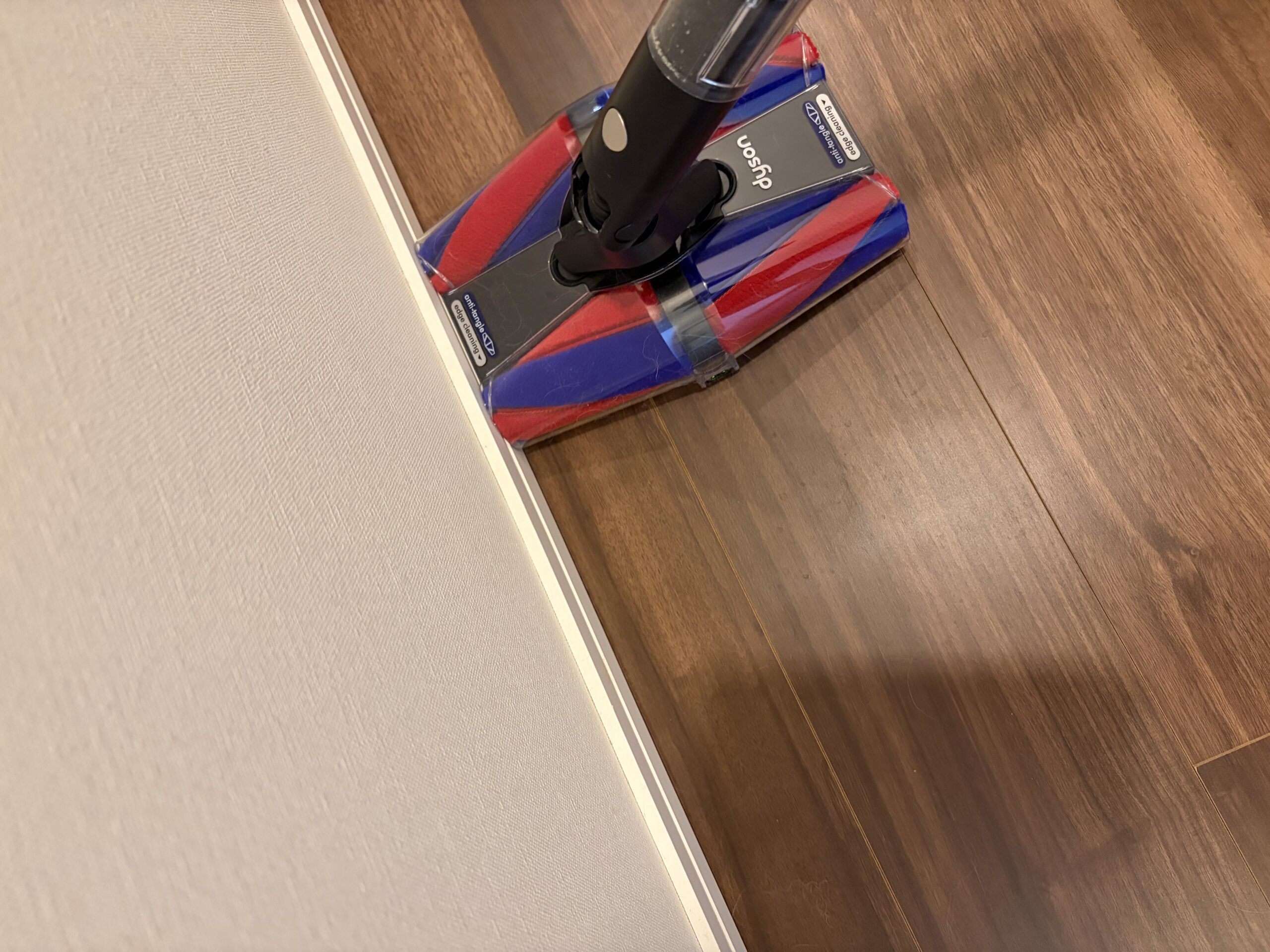 Dyson PencilVac ヘッド(LED消灯時)