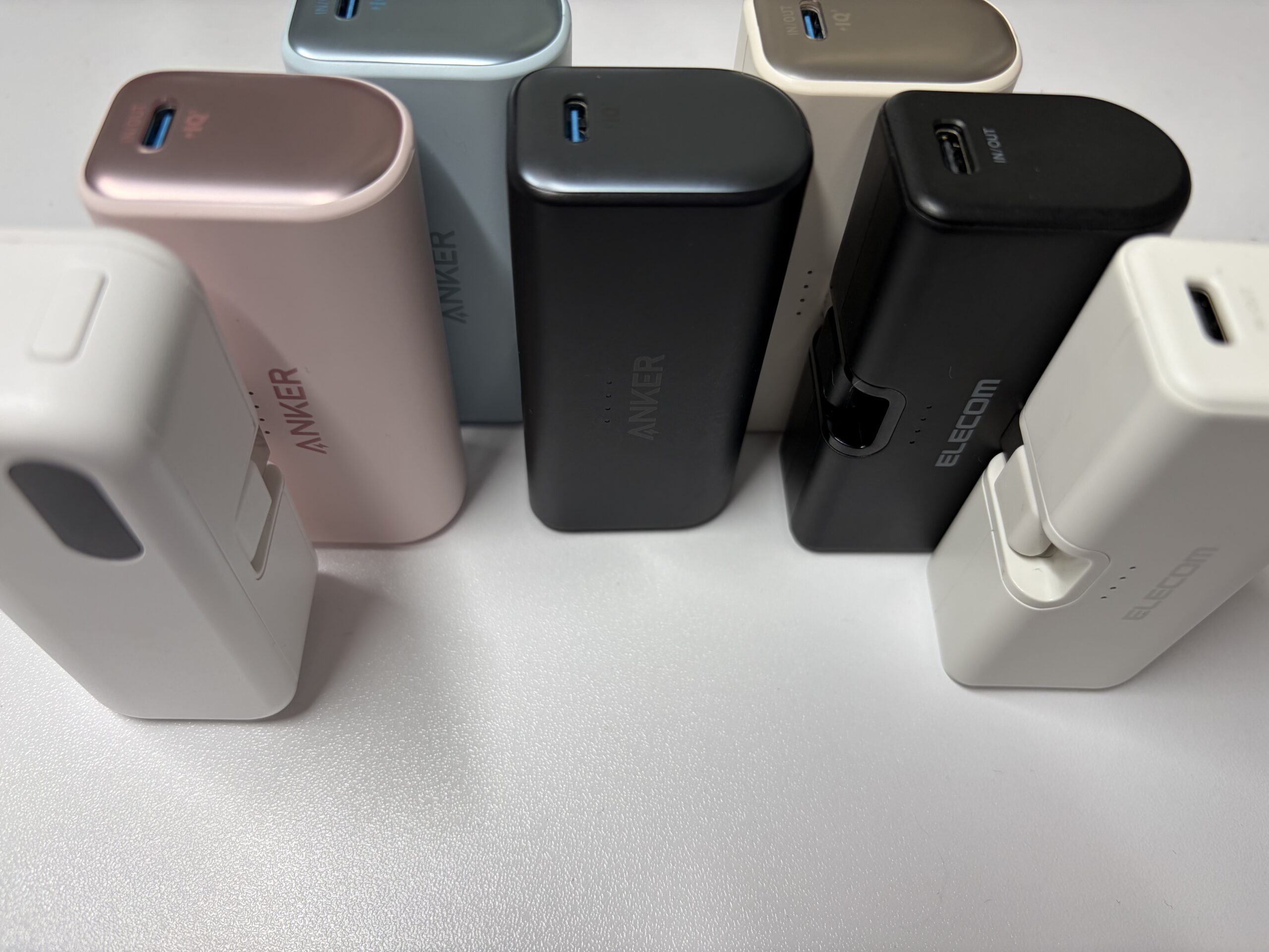 所有しているスナップオン型モバイルバッテリー7台
